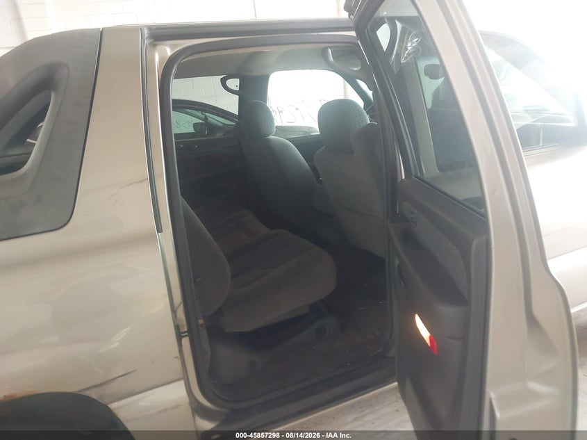 2003 CHEVROLET AVALANCHE 1500 auction photo 8