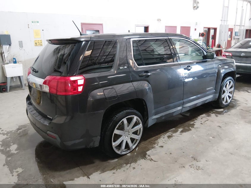 2013 GMC TERRAIN auction photo 4