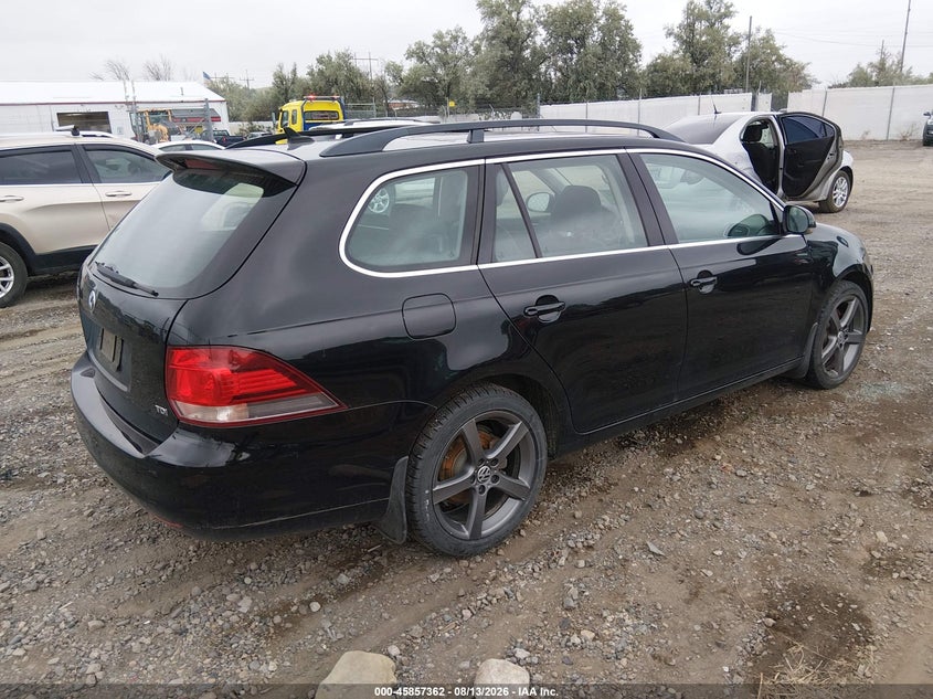 2011 VOLKSWAGEN JETTA WAGON 2.0L I-4 DI, DOHC, TURBO, 140HP