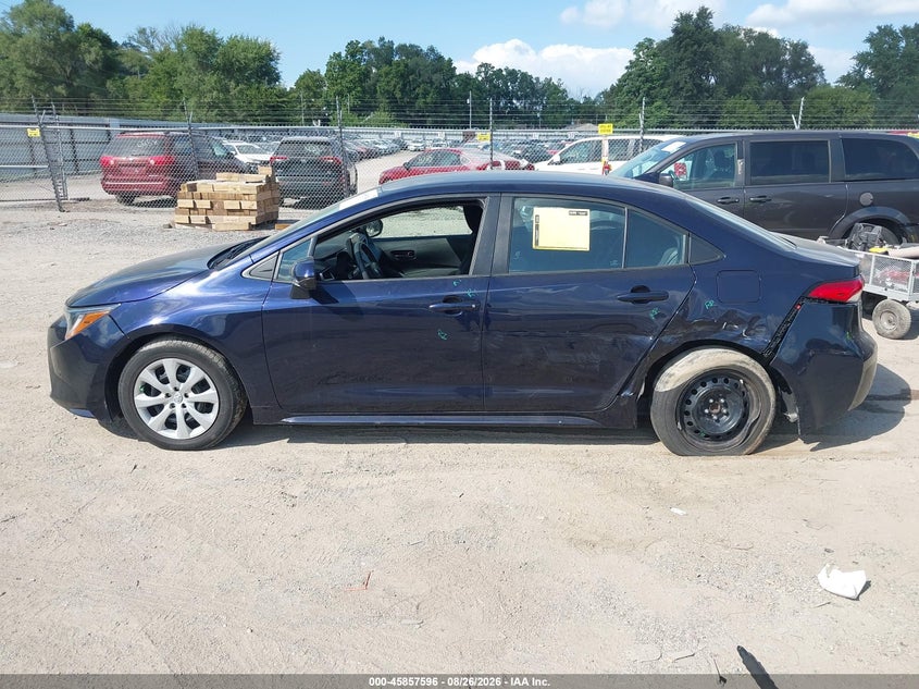 TOYOTA COROLLA - zdjęcie 14