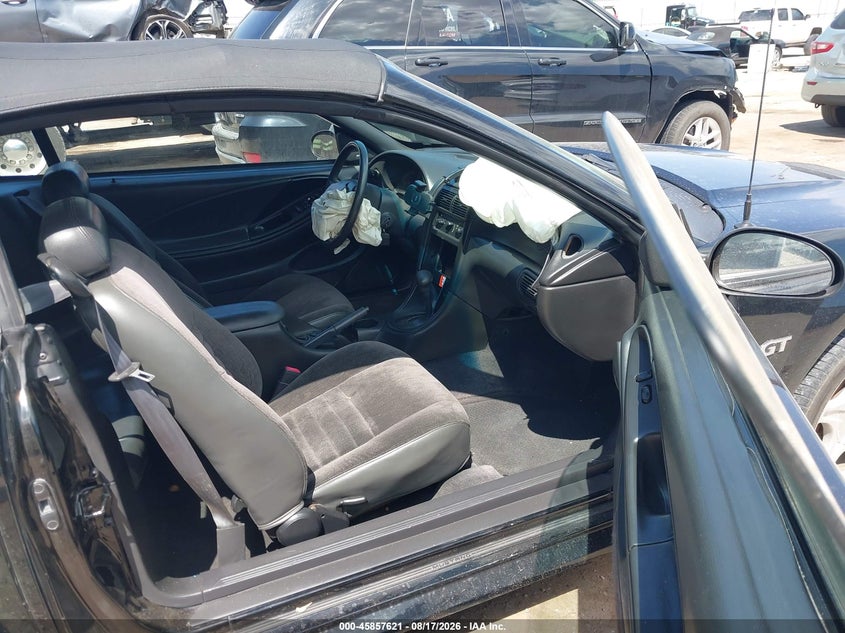 FORD MUSTANG 2000 VIN 1FAFP45X2YF110081