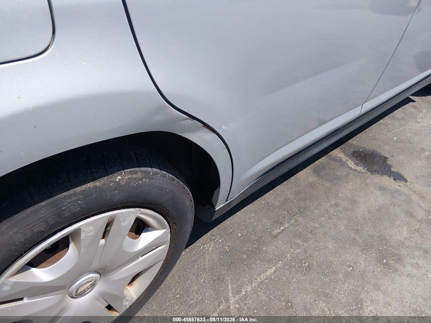 2010 NISSAN VERSA auction photo 6