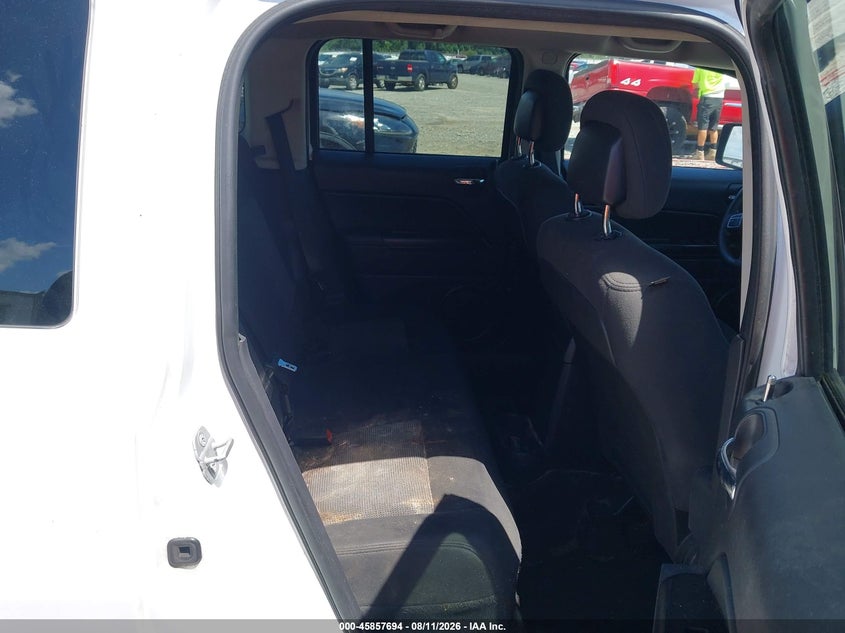 2014 JEEP PATRIOT auction photo 8