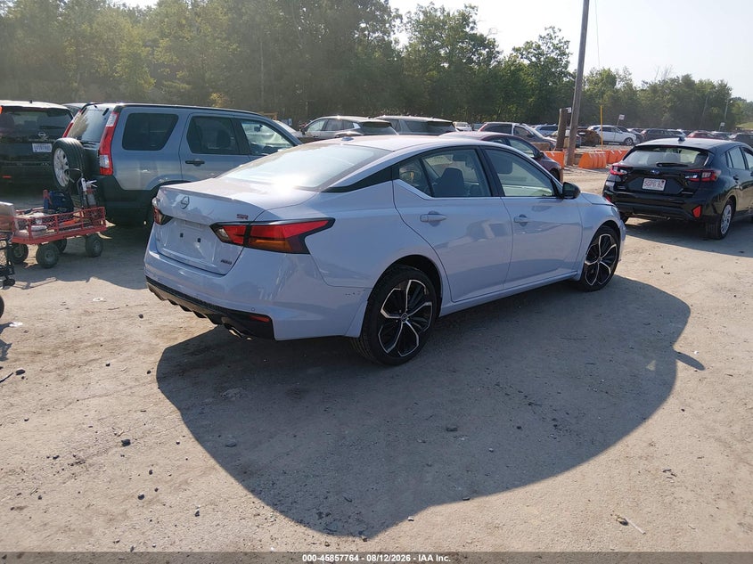 2025 NISSAN ALTIMA auction photo 4