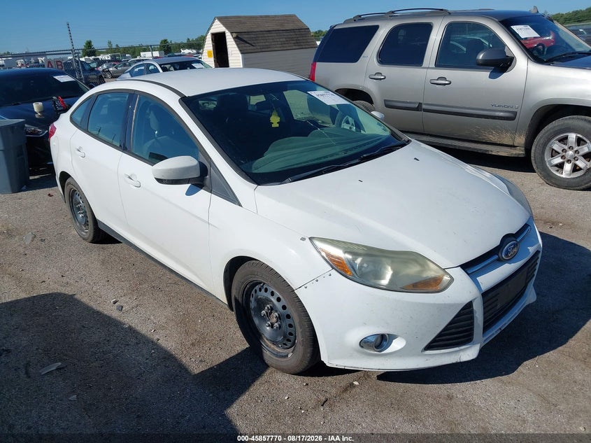 Vin: 1fahp3f21cl211919, lot: 46356703, ford focus se 2012 img_1