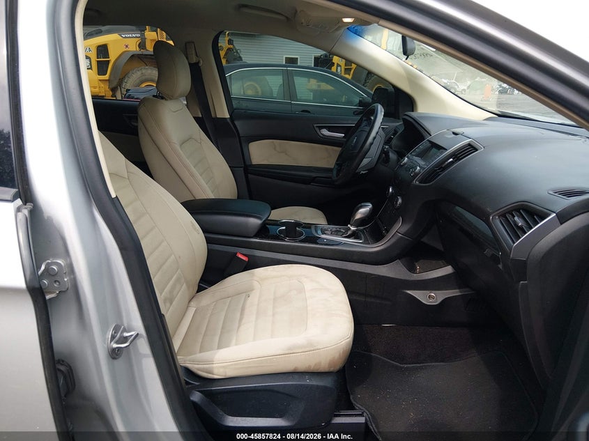 2016 FORD EDGE auction photo 8
