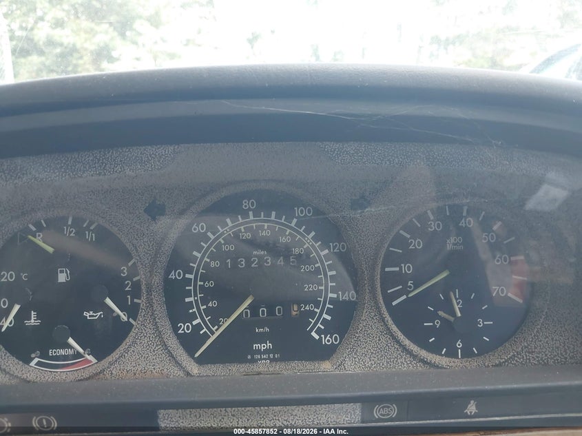 1982 MERCEDES C500 auction photo 7