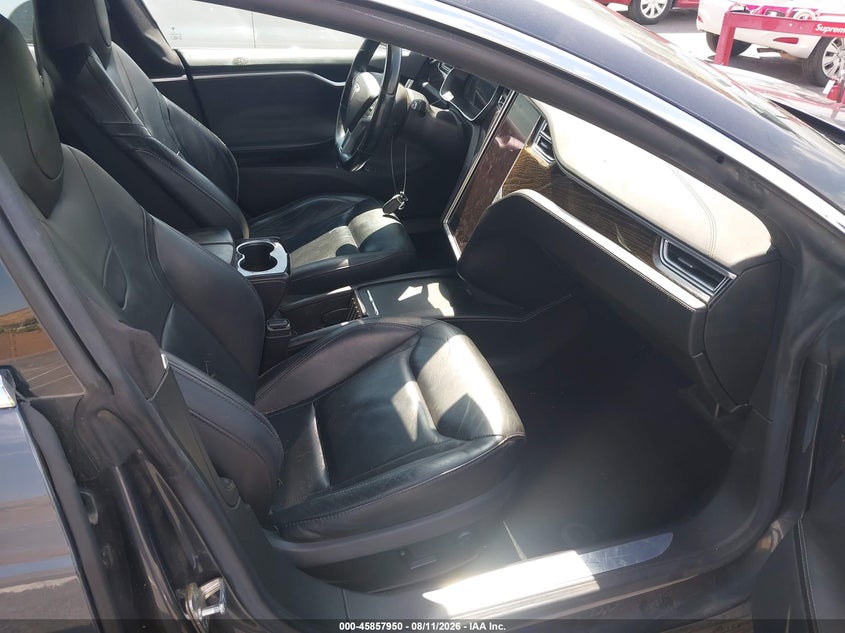 2016 TESLA MODEL S auction photo 5