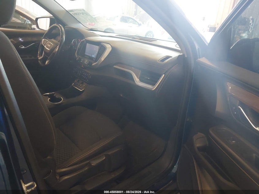 2019 GMC TERRAIN auction photo 5