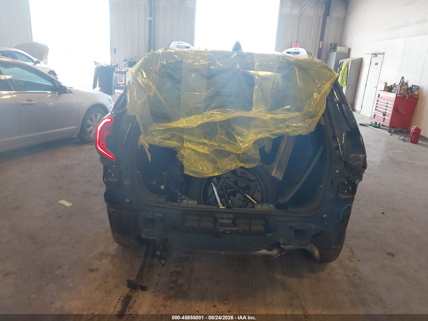 2019 GMC TERRAIN auction photo 6