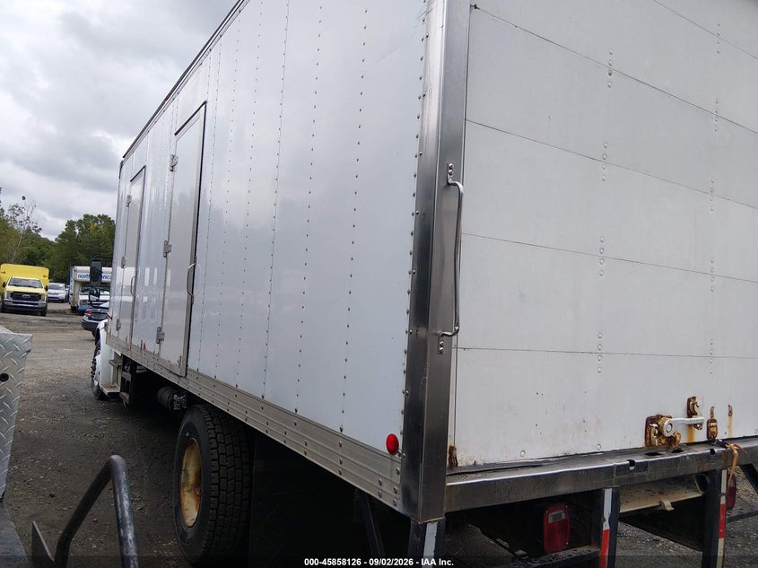 2012 FREIGHTLINER M2 auction photo 3