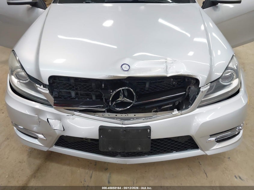 MERCEDES-BENZ C 250 2015 VIN WDDGJ4HB5FG392679