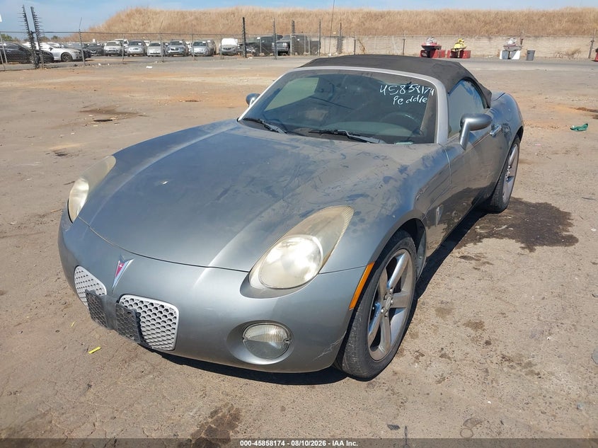 2006 PONTIAC SOLSTICE auction photo 2