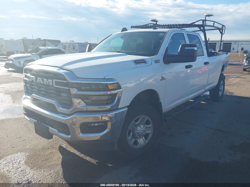 2026 RAM 2500, Left Side, IAAI, VIN 3C6UR5HL1TG238336 — photo 2