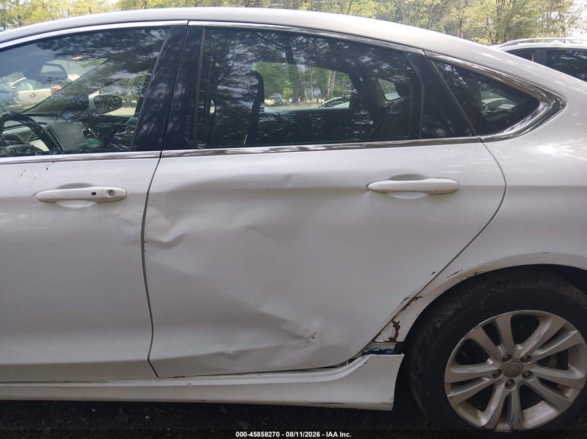 2016 CHRYSLER 200 auction photo 6