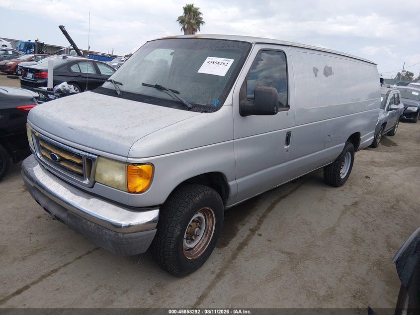 2004 FORD E-350 SUPER DUTY auction photo 2