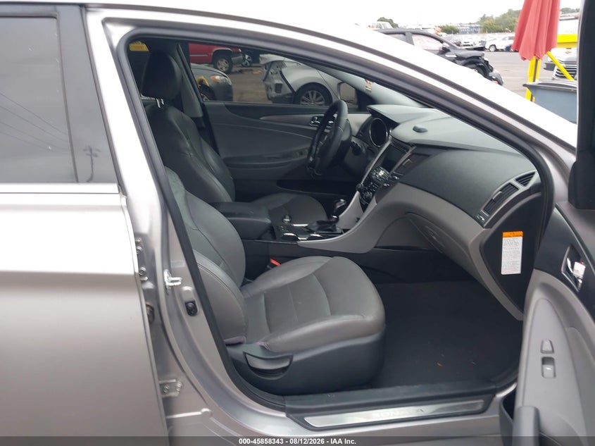 2012 HYUNDAI SONATA HYBRID auction photo 5