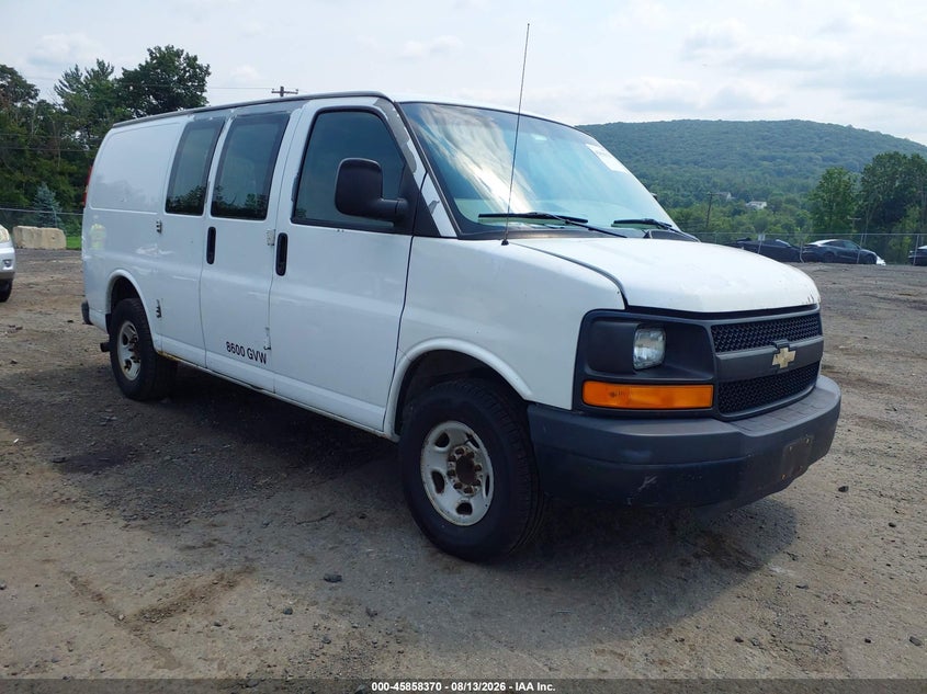 2009 Chevrolet Express Work Van, Front, IAAI, VIN 1GCGG25C691107568