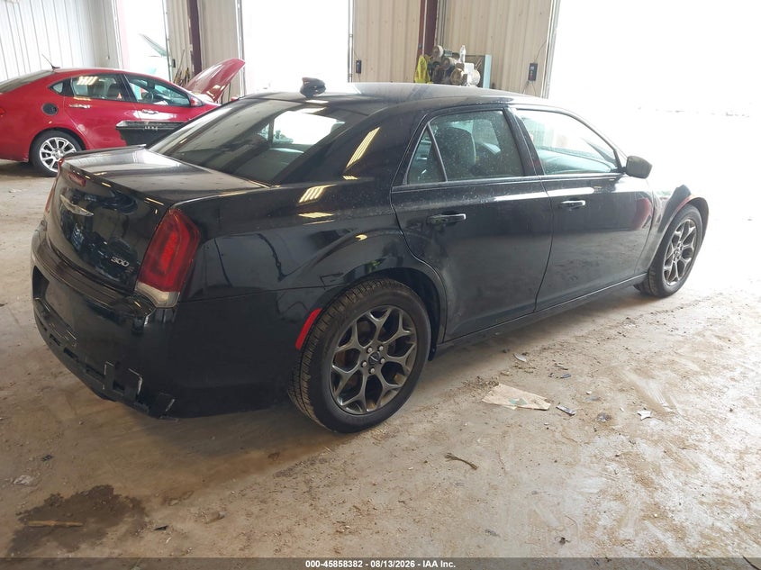 2016 CHRYSLER 300 auction photo 4