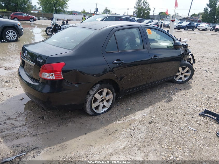2012 TOYOTA YARIS auction photo 4
