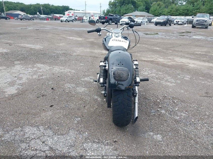 HARLEY-DAVIDSON FXDC 2012