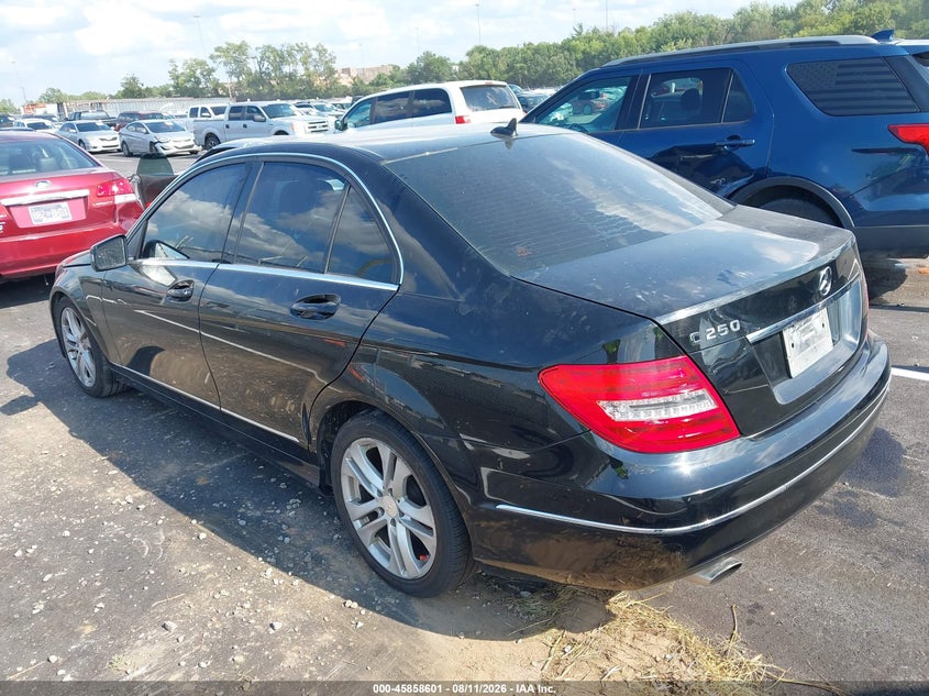 2013 MERCEDES-BENZ C 250 auction photo 3