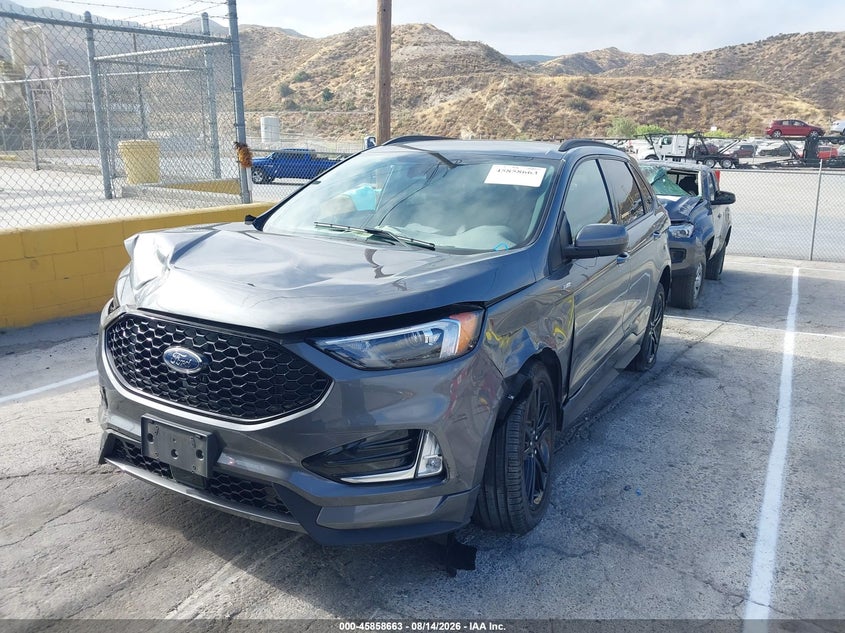 2022 FORD EDGE auction photo 2