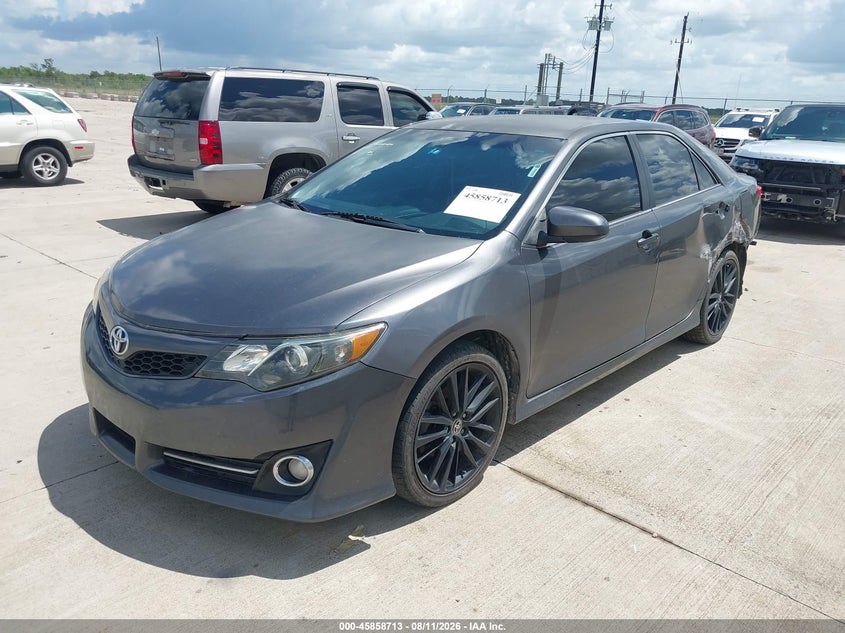 Vin: 4t1bf1fk2du246029, lot: 46357646, toyota camry se 20132