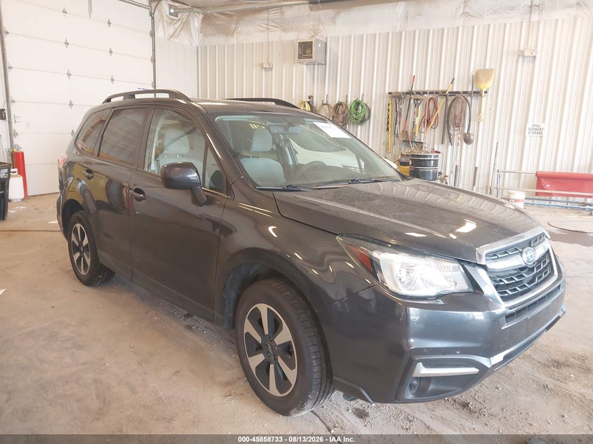 Vin: jf2sjaecxhh492677, lot: 46357666, subaru forester 2.5i premium 2017 img_1