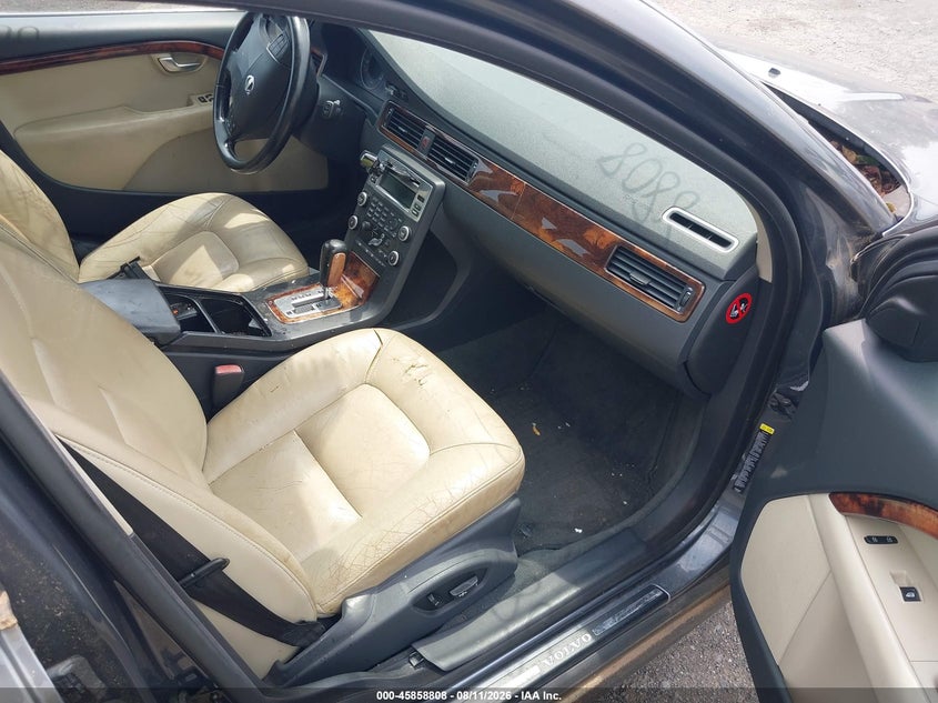 2009 VOLVO V70 auction photo 5