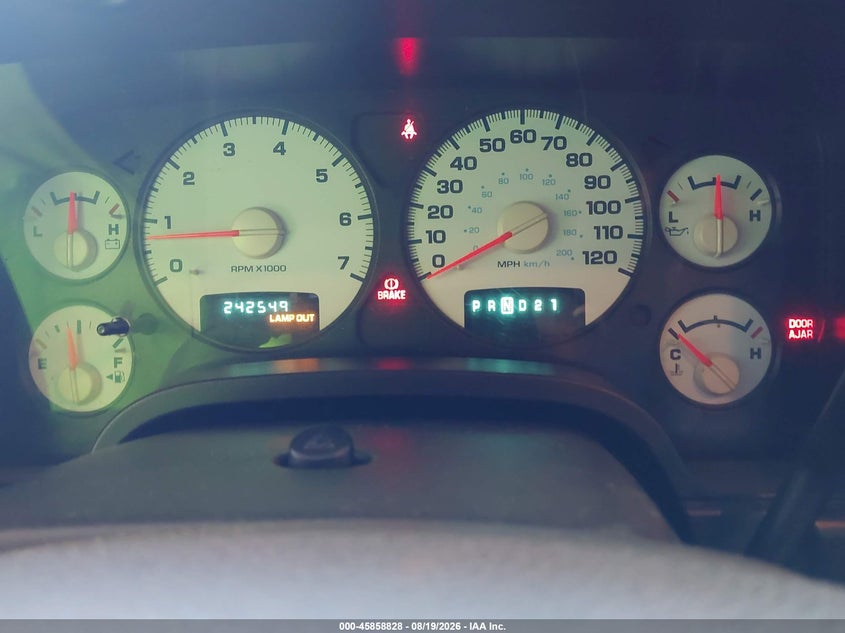 DODGE RAM 1500 2005 VIN 1D7HA18N15J585619