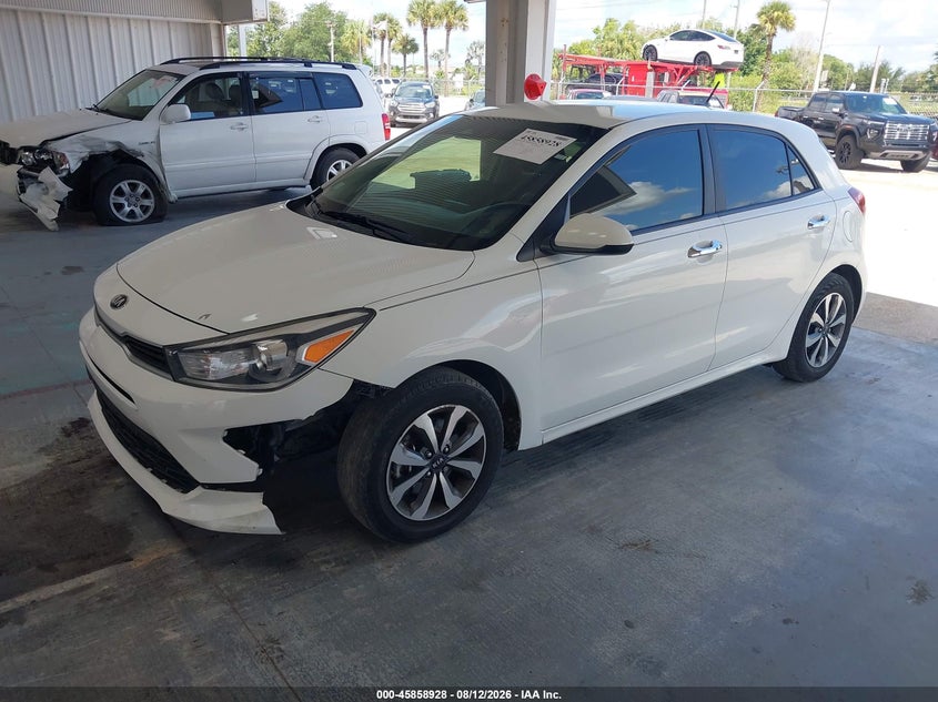 2021 KIA RIO 5-DOOR auction photo 2