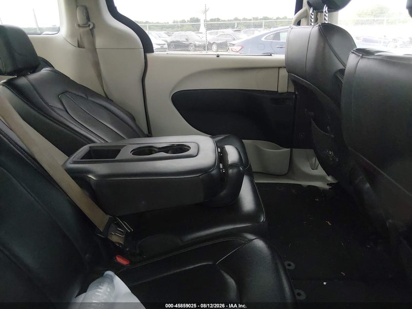 2017 CHRYSLER PACIFICA auction photo 8