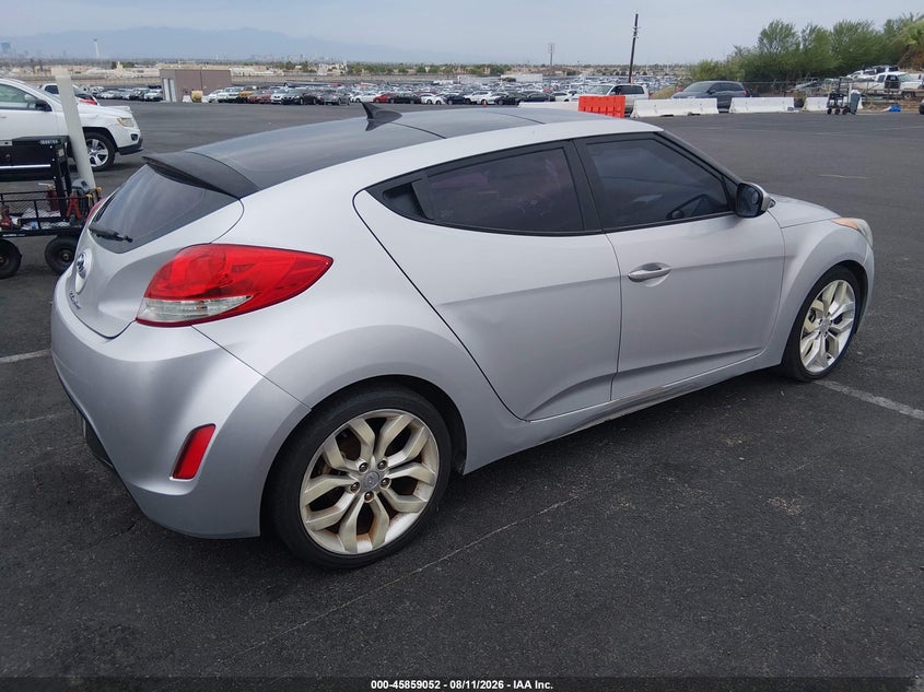 2012 HYUNDAI VELOSTER auction photo 4