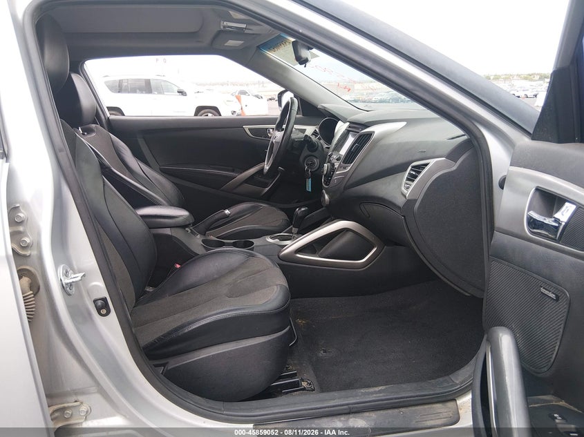 2012 HYUNDAI VELOSTER auction photo 5