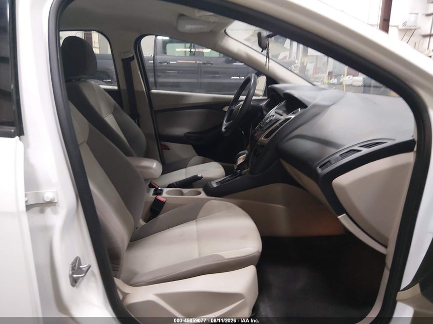 2014 FORD FOCUS auction photo 5