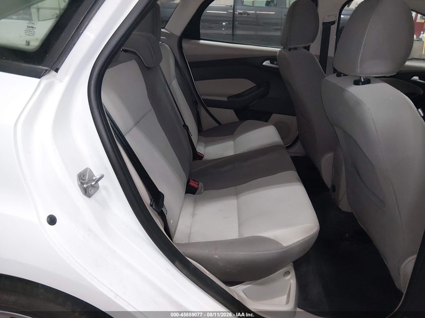 2014 FORD FOCUS auction photo 8