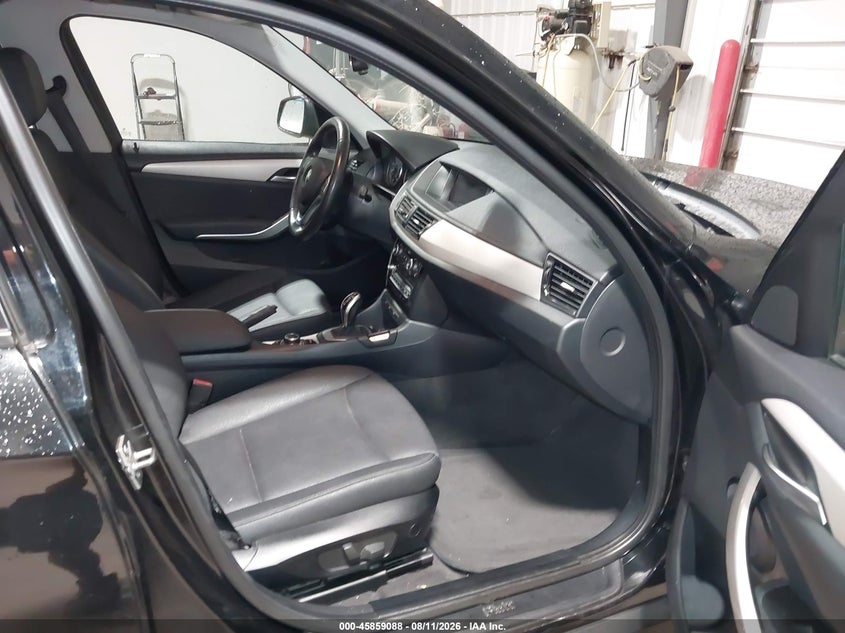 BMW X1 2014 VIN WBAVM1C58EVW53089