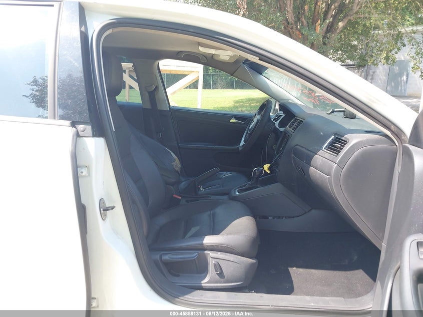2014 VOLKSWAGEN JETTA auction photo 5