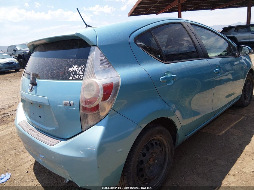 2012 TOYOTA PRIUS C auction photo 4