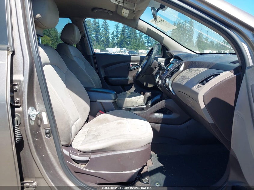 2011 HYUNDAI TUCSON auction photo 5