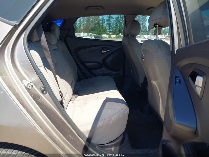 2011 HYUNDAI TUCSON auction photo 8