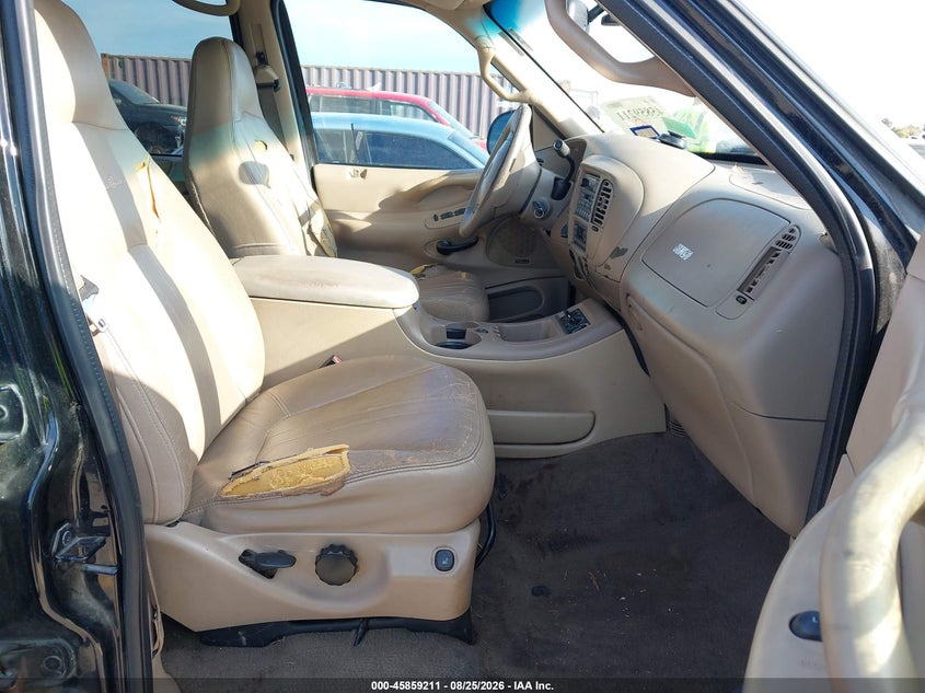 2002 FORD EXPEDITION auction photo 5