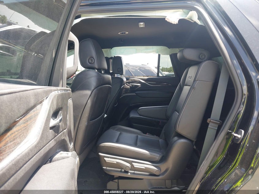 CADILLAC ESCALADE - zdjęcie 18