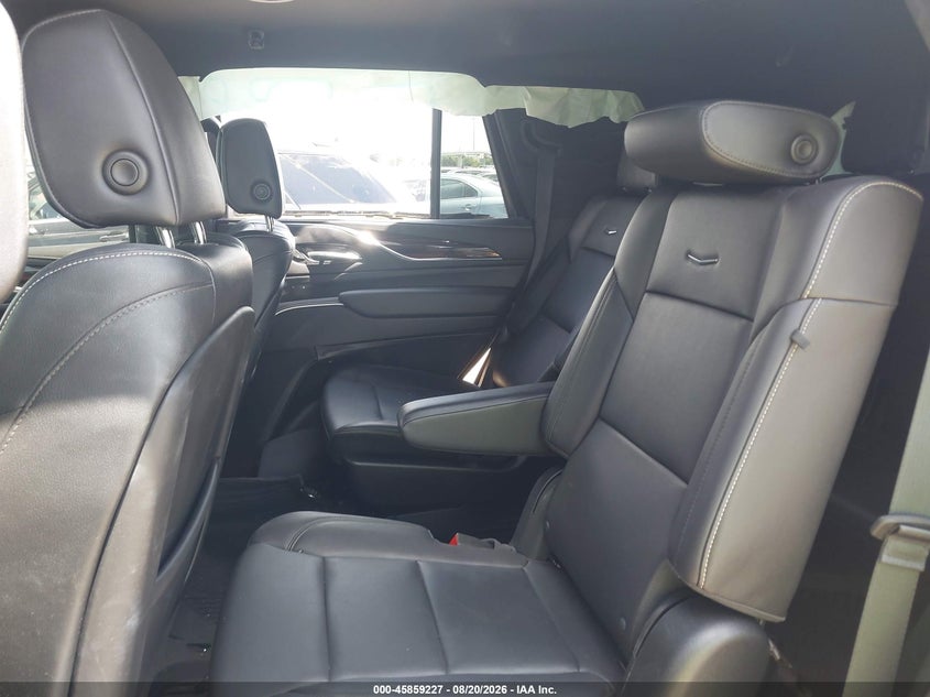 CADILLAC ESCALADE - zdjęcie 19