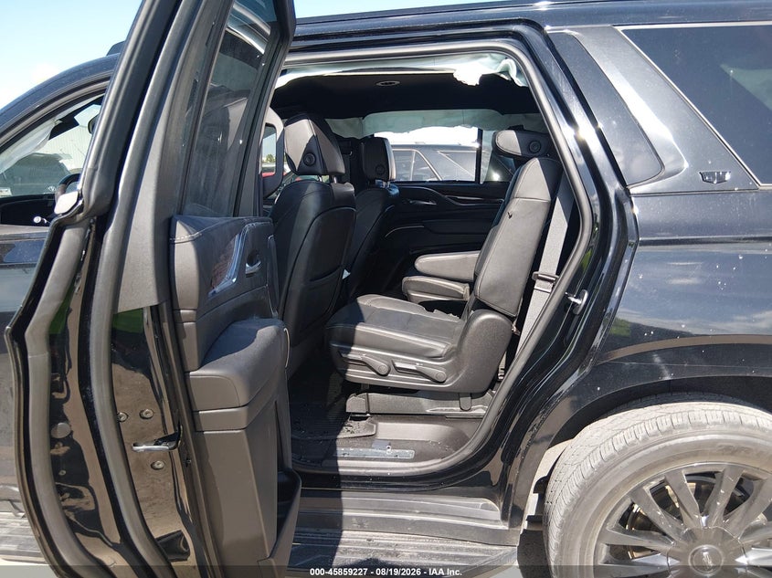 CADILLAC ESCALADE - zdjęcie 8