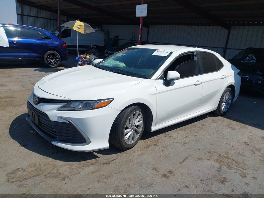 2021 TOYOTA CAMRY auction photo 2