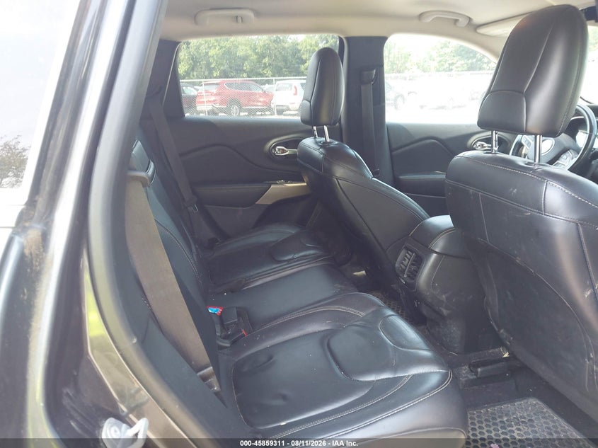 2017 JEEP CHEROKEE auction photo 8