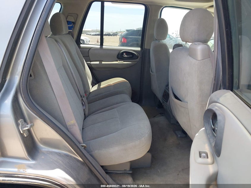 2005 CHEVROLET TRAILBLAZER auction photo 8