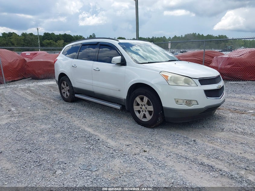 2010 CHEVROLET TRAVERSE auction photo 1